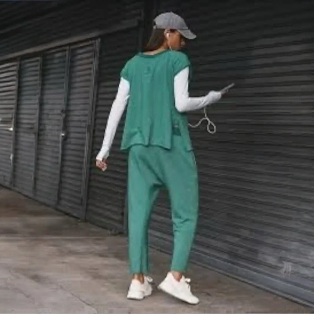 FP Movement “One to Beat” Set - Size Medium - Picture 3 of 16